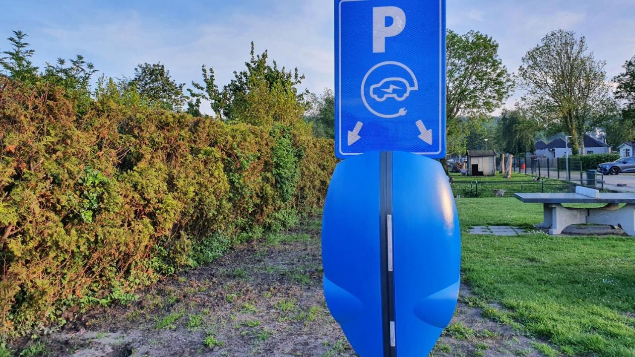 Luxe Zomerwoning Met Omheinde Tuin Voor Hond En Kinderen Dirkshorn 외부 사진