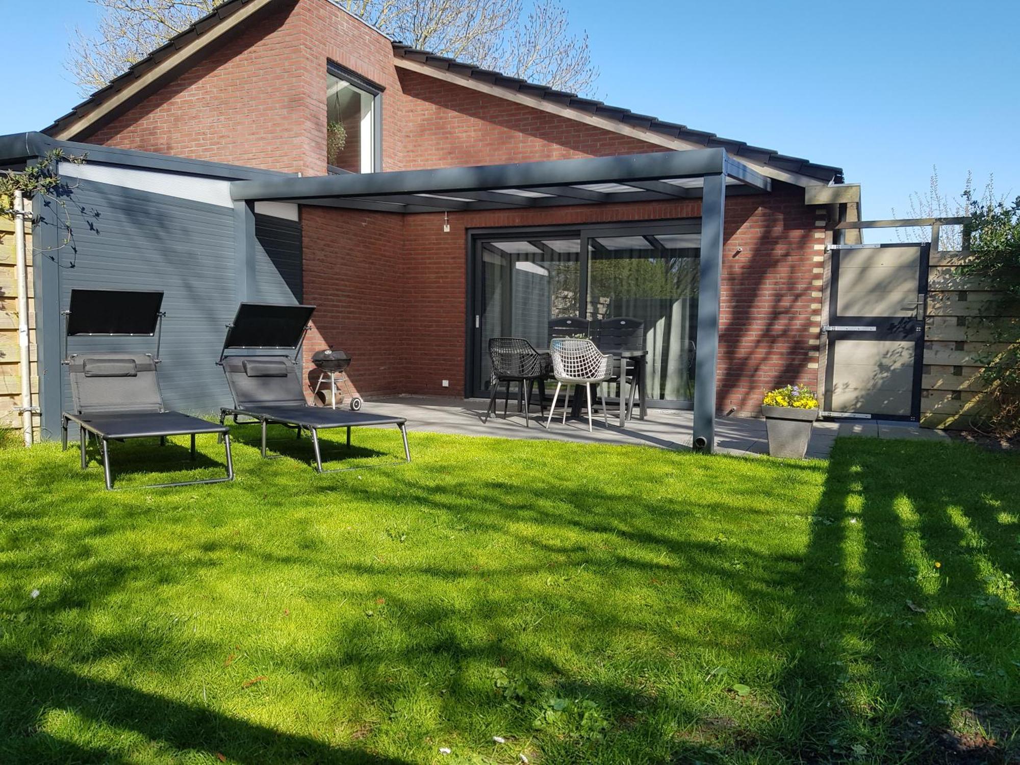 Luxe Zomerwoning Met Omheinde Tuin Voor Hond En Kinderen Dirkshorn 외부 사진